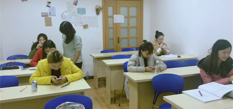 韓語(yǔ)初級(jí)晚班開課啦——肖老師