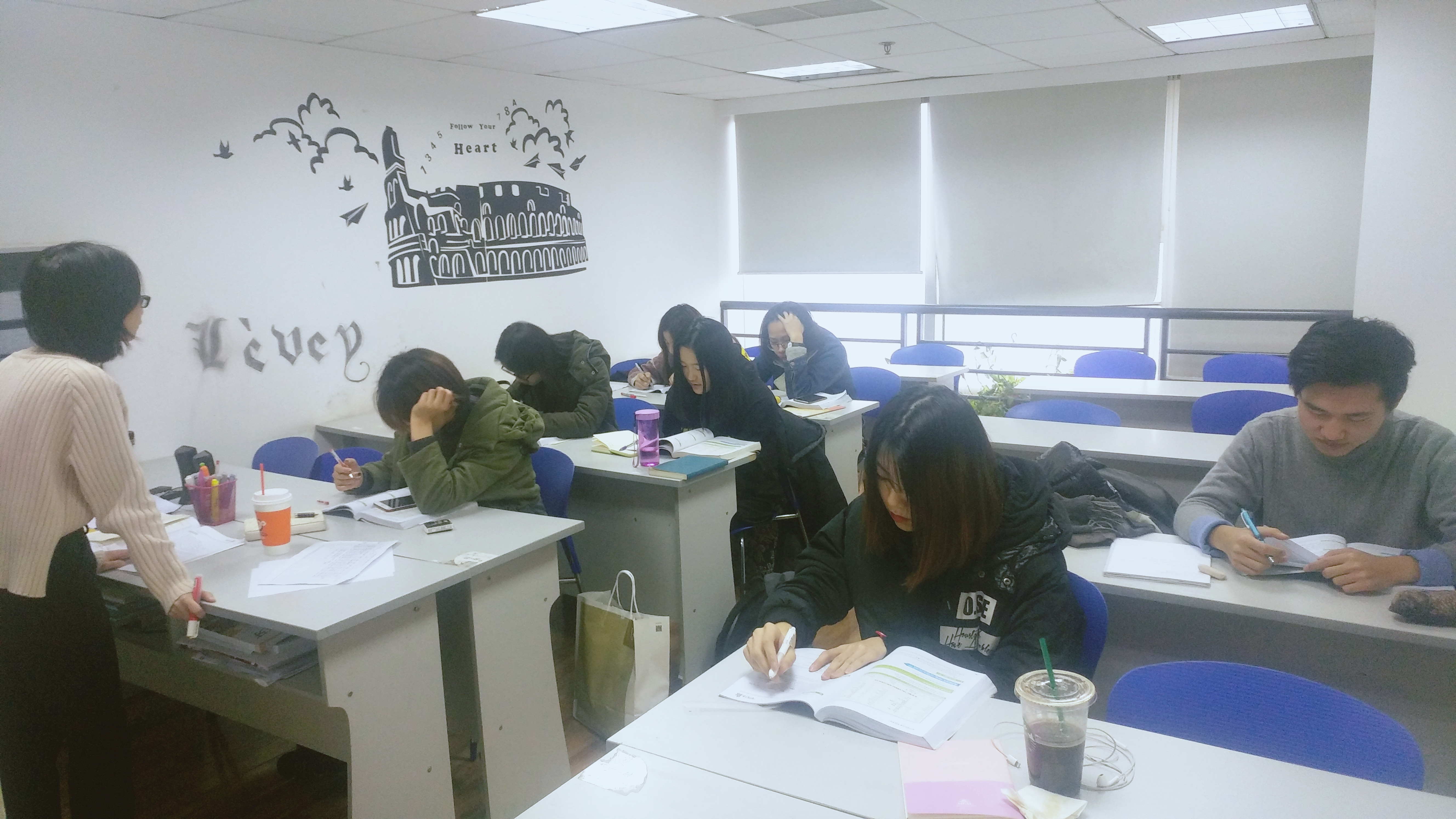 西班牙語全日制出國班（羅靜老師）